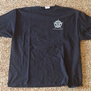 I’m selling a Harley Davidson Sherif T-shirt